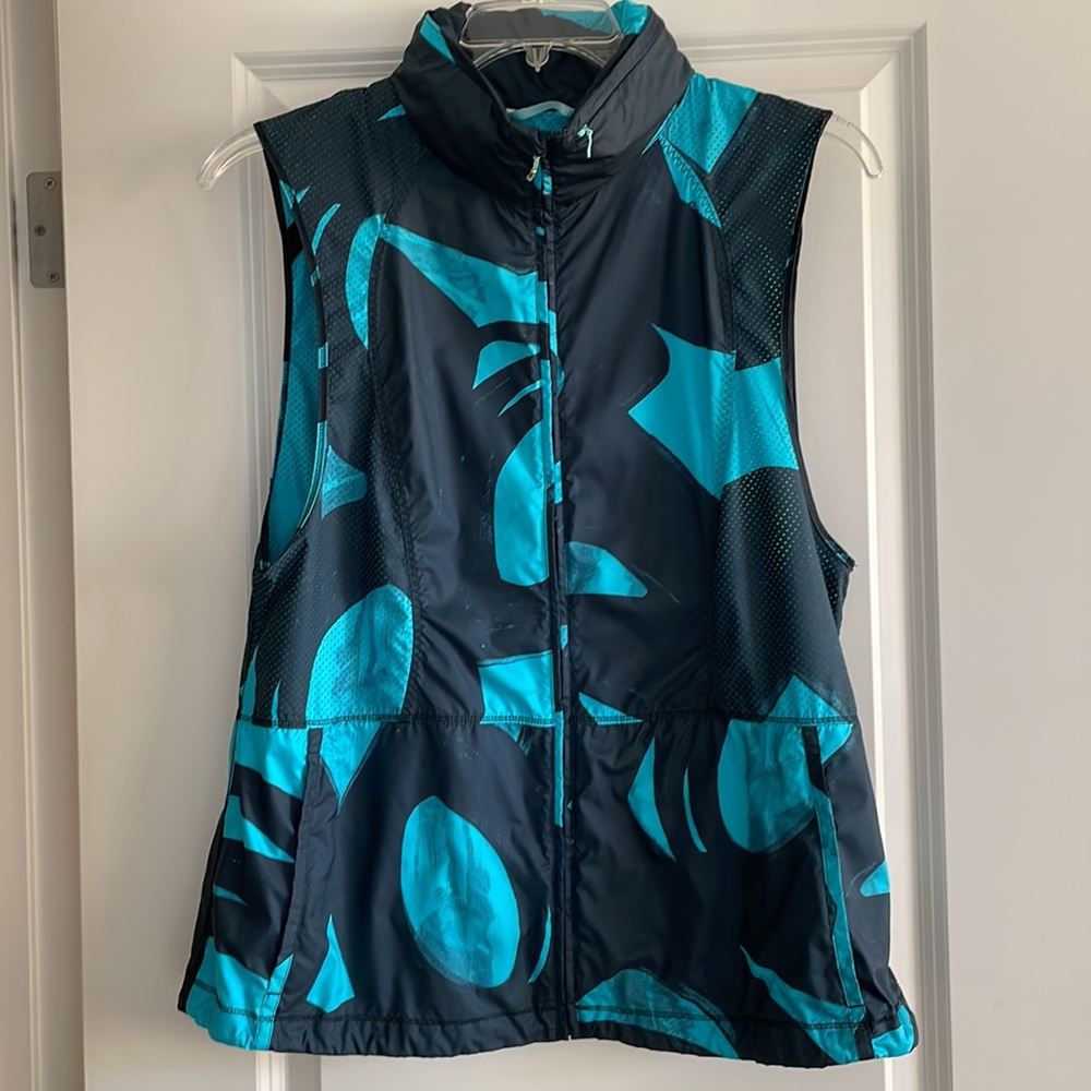 Size 12 Lululemon pack it running vest